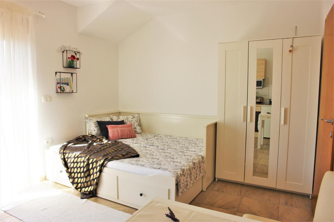 Iva Apartmani Vodice Dış mekan fotoğraf