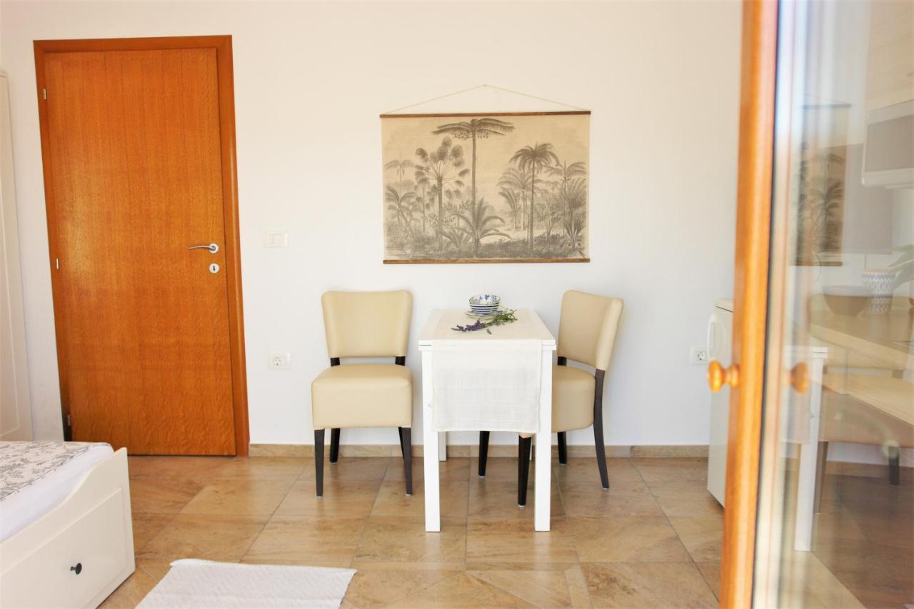 Iva Apartmani Vodice Dış mekan fotoğraf